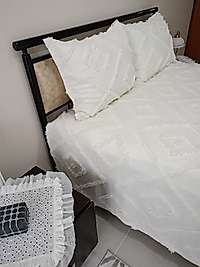 karem yatak örtüsü