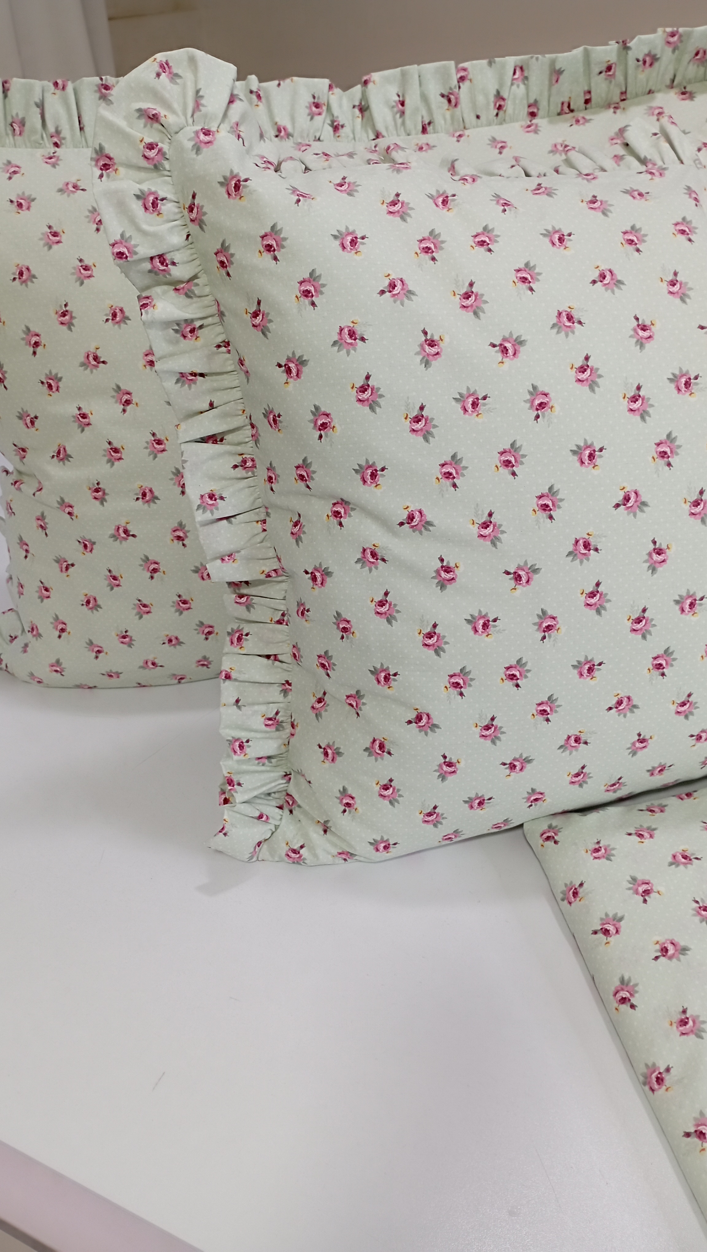 Nil Yeşili Çıtı Pıtı Nevresim Takımı (4 Yastıklı)