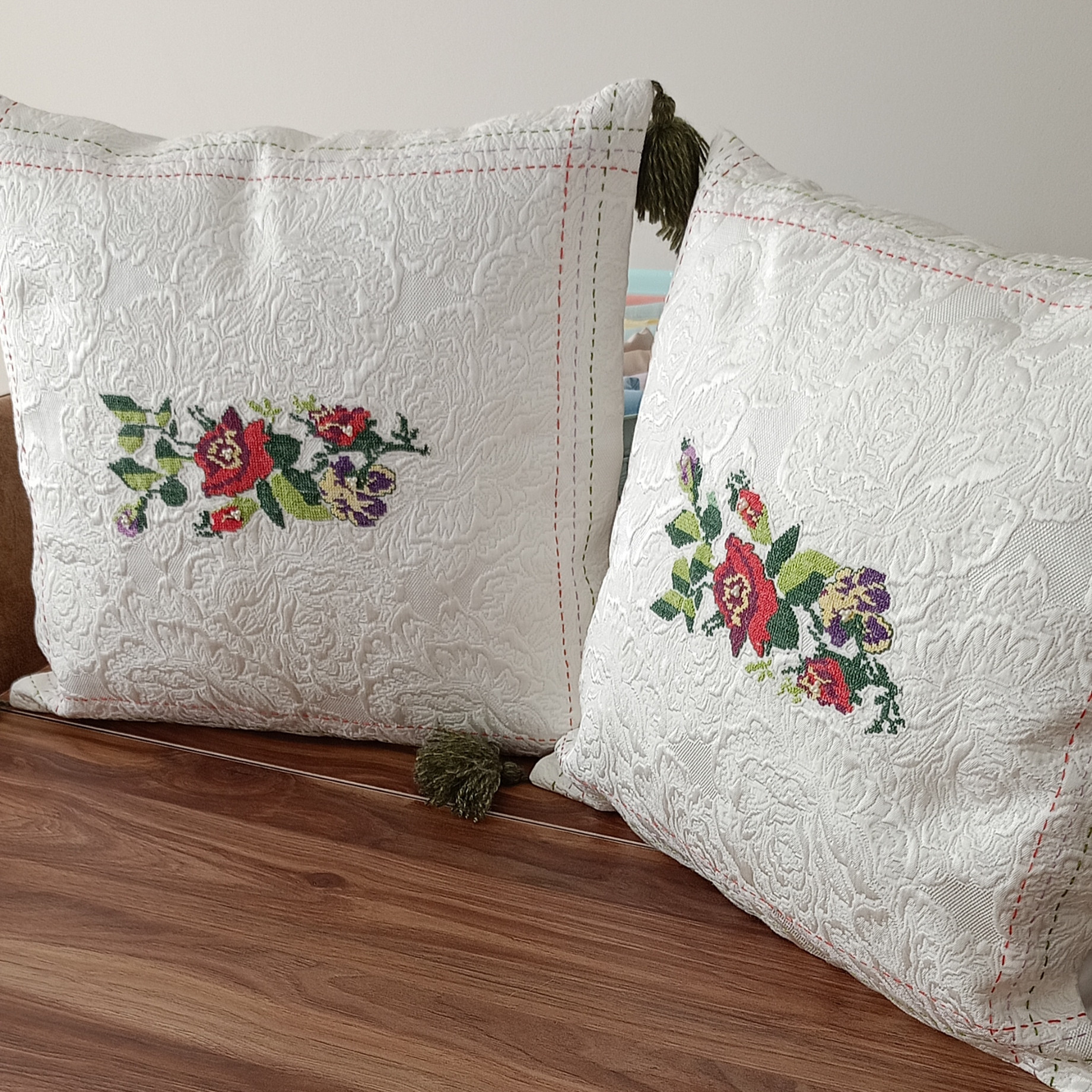 Kanaviçe Desenli Kırlent (2 li)